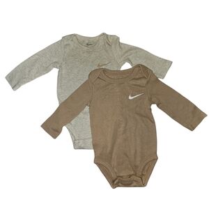 Nike Baby Boy Set Of Two Bodysuit.